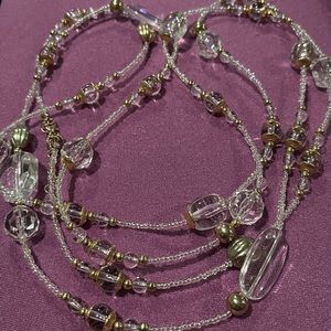 Premier Designs long beaded necklace
